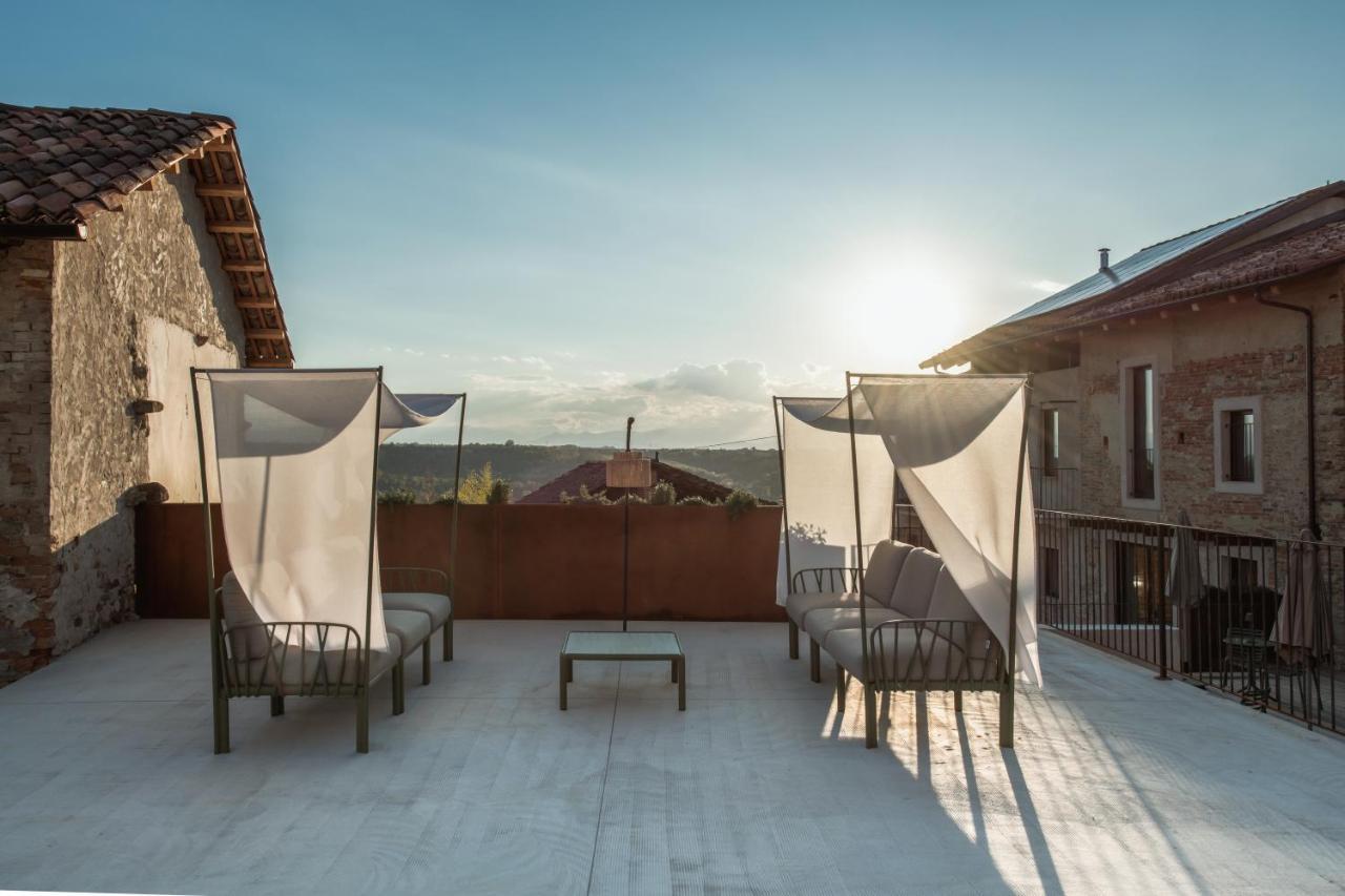 Villa Relais Chiarene à Novello Extérieur photo